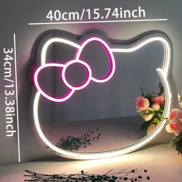 New Hello Kitty Led lighted mirror 15" - Picture 8 of 10